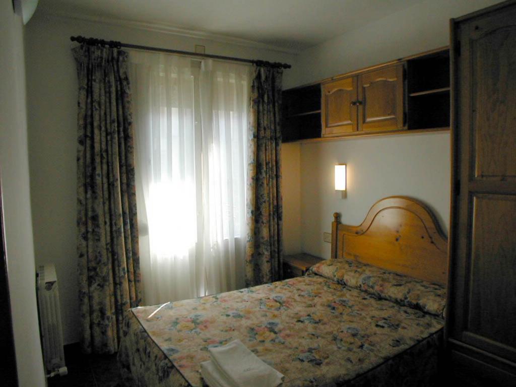 Gabarre Otel Broto Oda fotoğraf